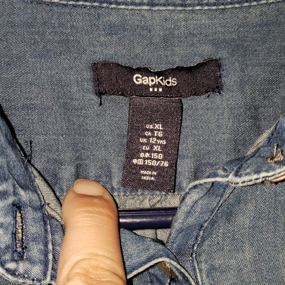 🌹🎉HostPick!🎉🌹GAPKIDS Girl's Light Denim Tunic - Picture 2 of 7